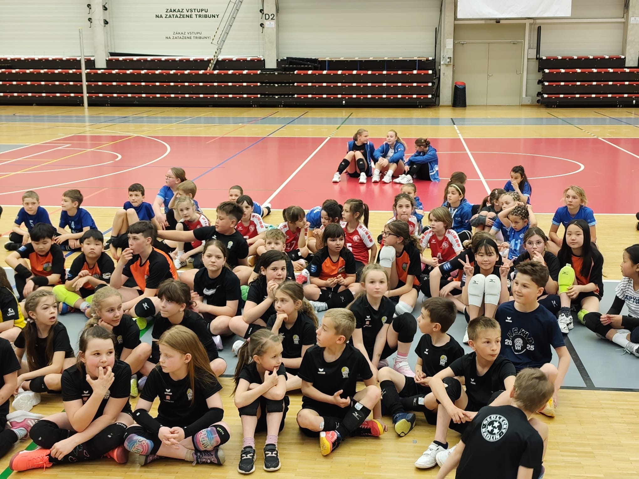 motion_photo_2112048281136475074